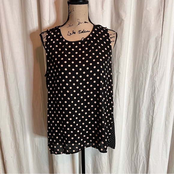 💚W5 Black and Tan Polka Dot Sleeveless Crew Neck Blouse - Picture 1 of 6